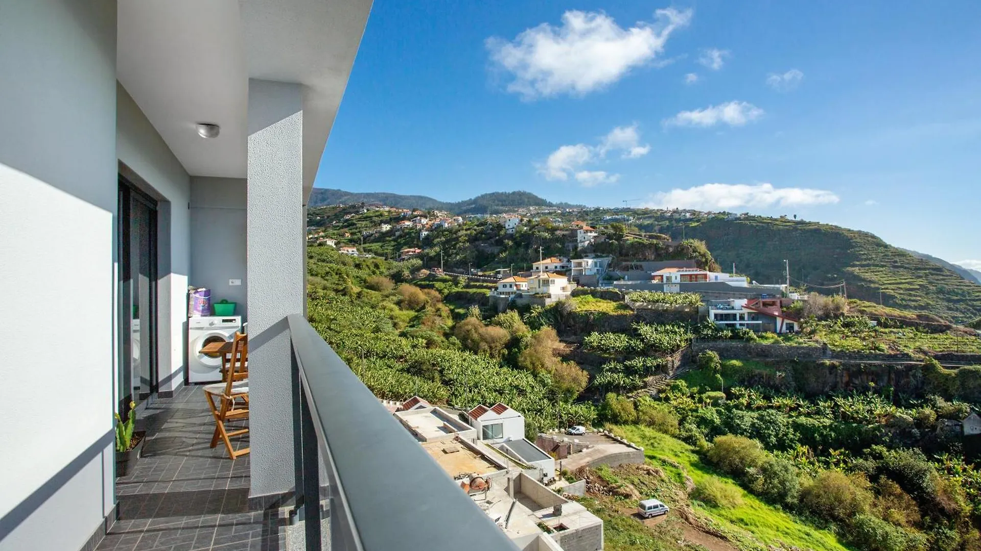 Morning Glory Penthouse Apartment Estreito Da Calheta