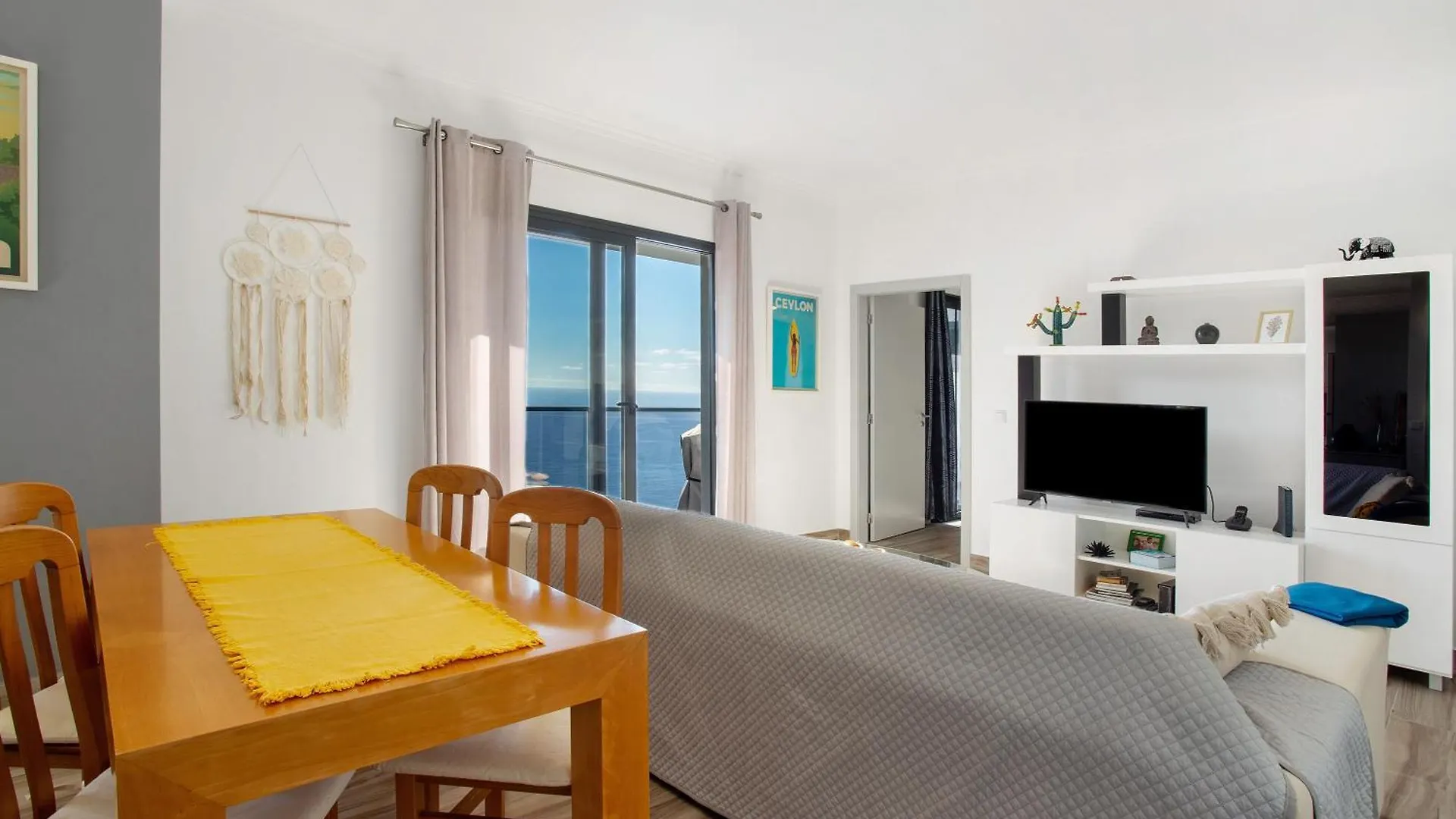 Morning Glory Penthouse Apartment Estreito Da Calheta Portugal