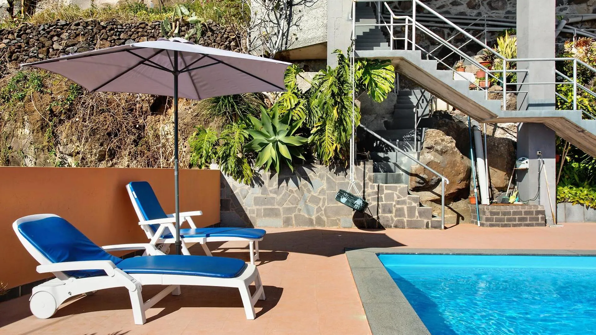 Morning Glory Penthouse Apartment Estreito Da Calheta